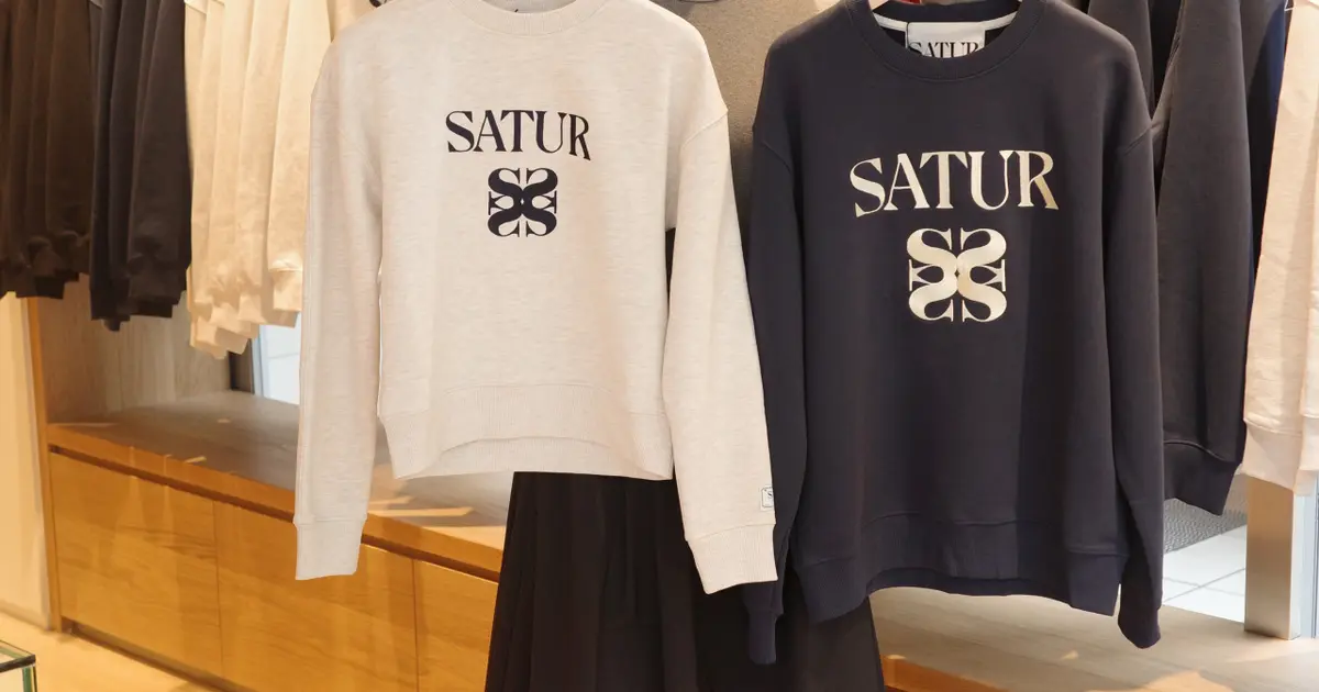 韓国人気ブランド【SATUR(セター)】オープン直前、店舗内を徹底 