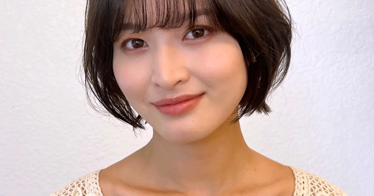【ボブ・30代～40代大人の髪型】夏の大人のカラーリング⑥柔らかオリーブベージュブラウン