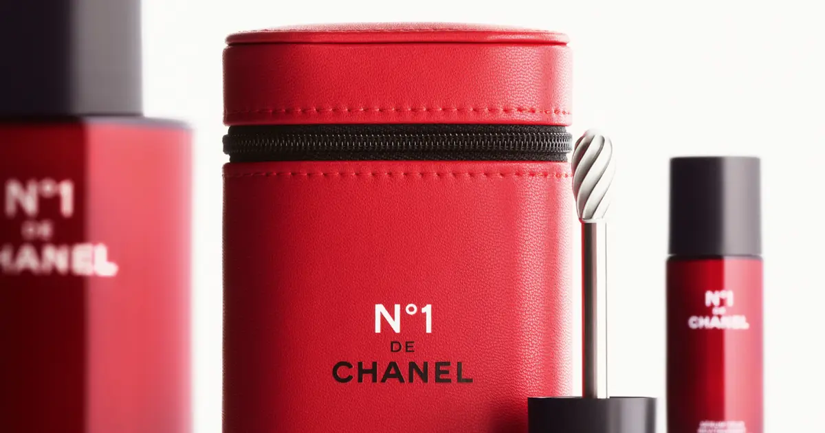 シャネル】未来の肌に投資する「N°1 ドゥ シャネル」の限定キット