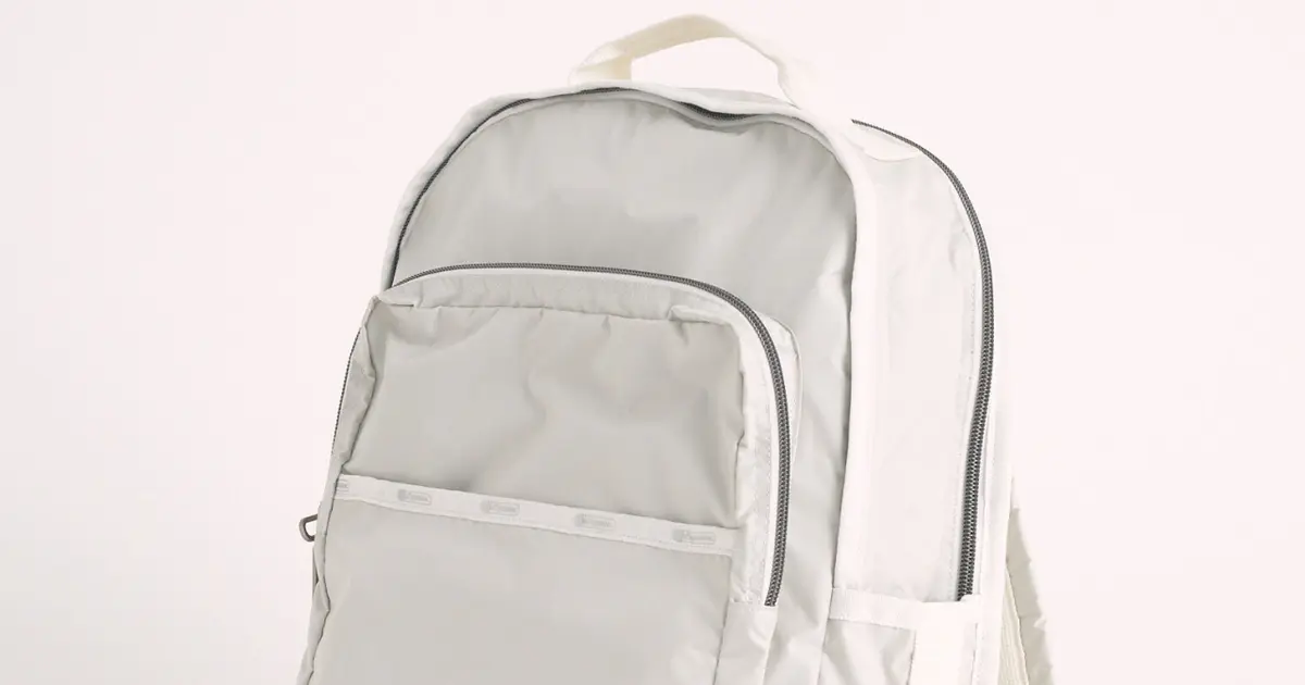 ✨極美品✨レスポートサック　エッセンシャル　リュック　グレー　超軽量 超軽量シリーズ「エッセンシャルコレクション」2023年夏の新作が