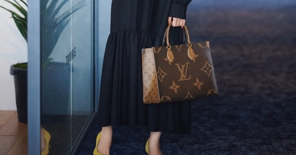 大人気♡【LOUIS VUITTON】オンザゴーMM アイボリー系 通勤 オンザゴー MM モノグラム｜ルイ・ヴィトン 公式サイト - M45321