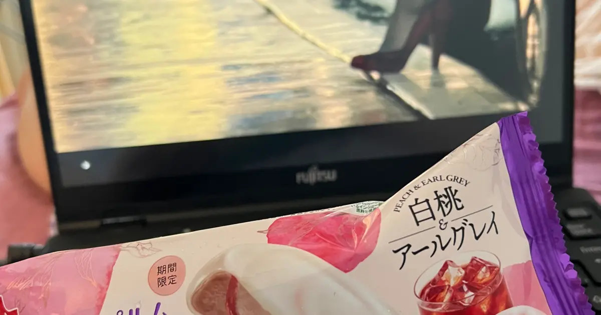 ももさん専用　バルムヘア お早めに！】期間限定コンビニアイスPARM（パルム）白桃＆アールグレイ