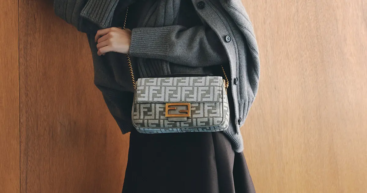 Fendi FFロゴプリント バッグ フェンディズッカ柄風 FFロゴプリント ミニトートバッグ