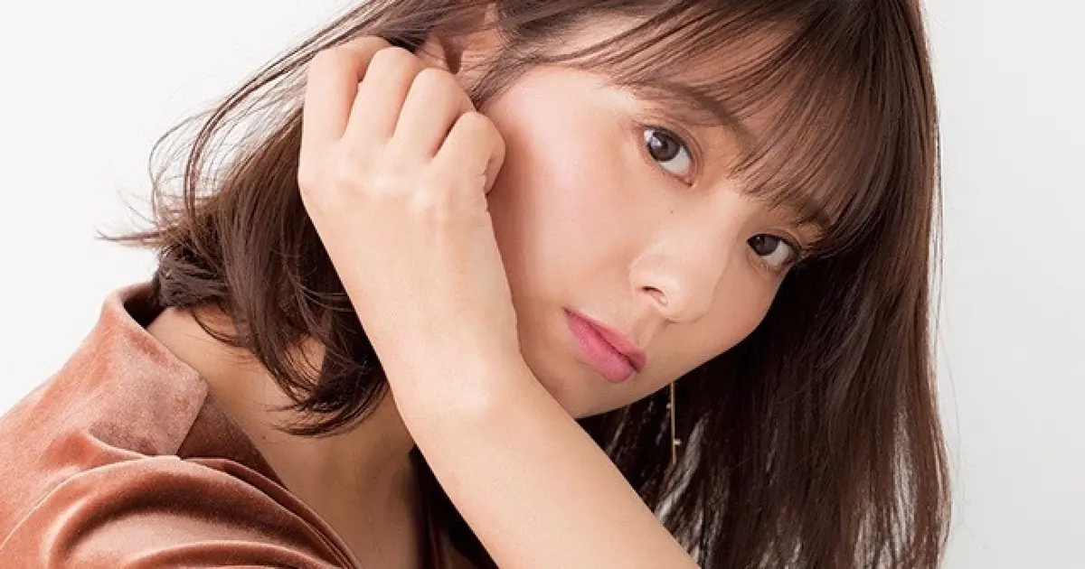 ナチュラルな外ハネのこなれボブ Baila