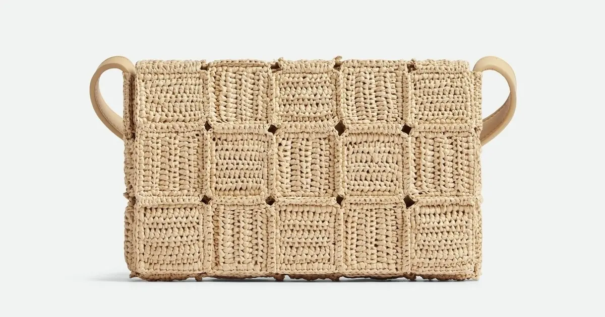 【Steady.掲載】BOTTEGA VENETA◆ラフィア ショルダーかごバッグ Steady.掲載】BOTTEGA VENETA◇ラフィア ショルダーかごバッグ