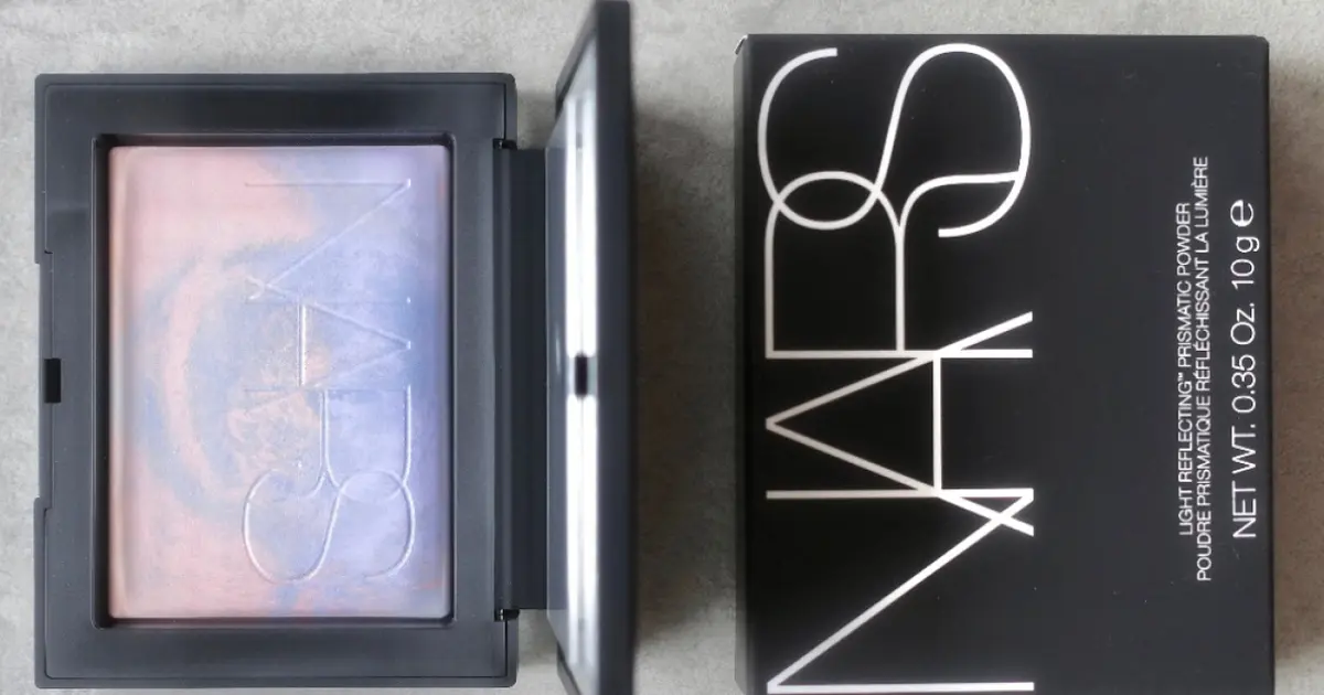 先行予約は即完売！【NARS】リフ粉の8/23発売限定カラーは過去イチの透明感！《動画レビュー有り》