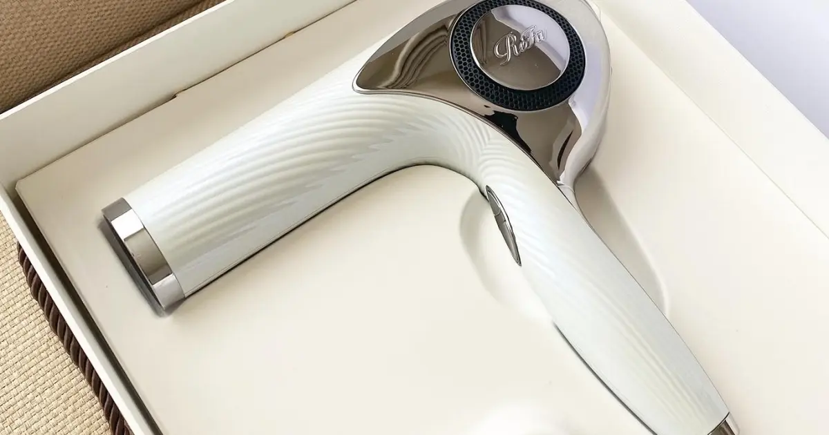 リファ　ドライヤー⚠️ジャンク品　温風出ません 85539997-10d0-44ce-899d-