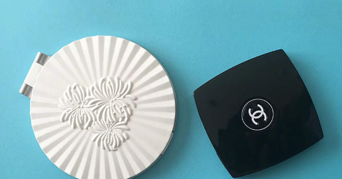 地味にスゴイ 薄軽で可愛いメイク直しミラー 鏡 3選 エディター前野のコスメ ディグ Baila