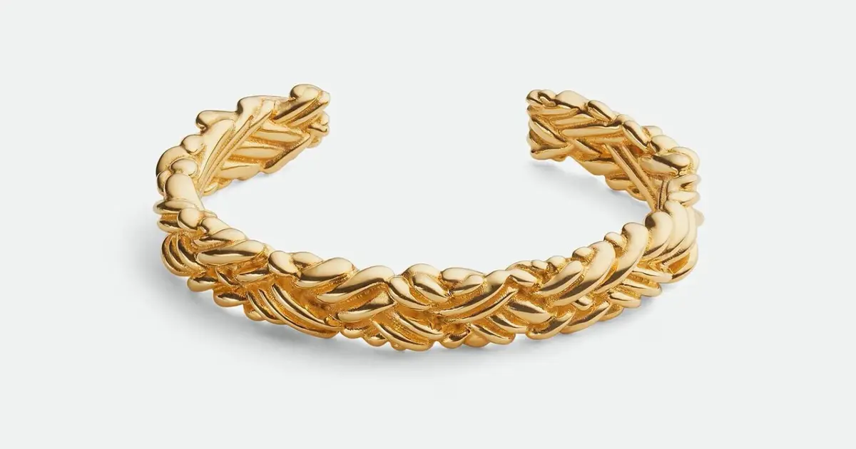 BOTTEGA VENETA（ボッテガ・ヴェネタ）】イントレチャートをあしらった