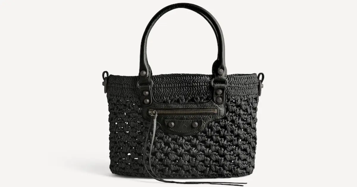 バレンシアガ　バッグ　美品 BALENCIAGA（バレンシアガ） トートバッグ BIARRITZ ビアリッツ 810983