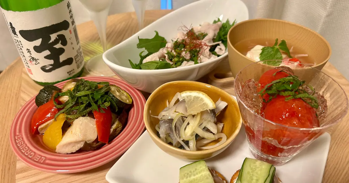 初夏の夜を楽しむ、おうち居酒屋ごはんと冷酒の時間