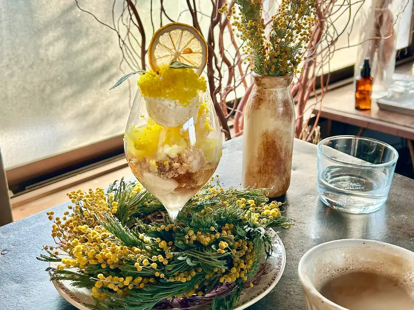 並んでも行きたい！眼福パフェをいただけるドライフラワーカフェ「Le