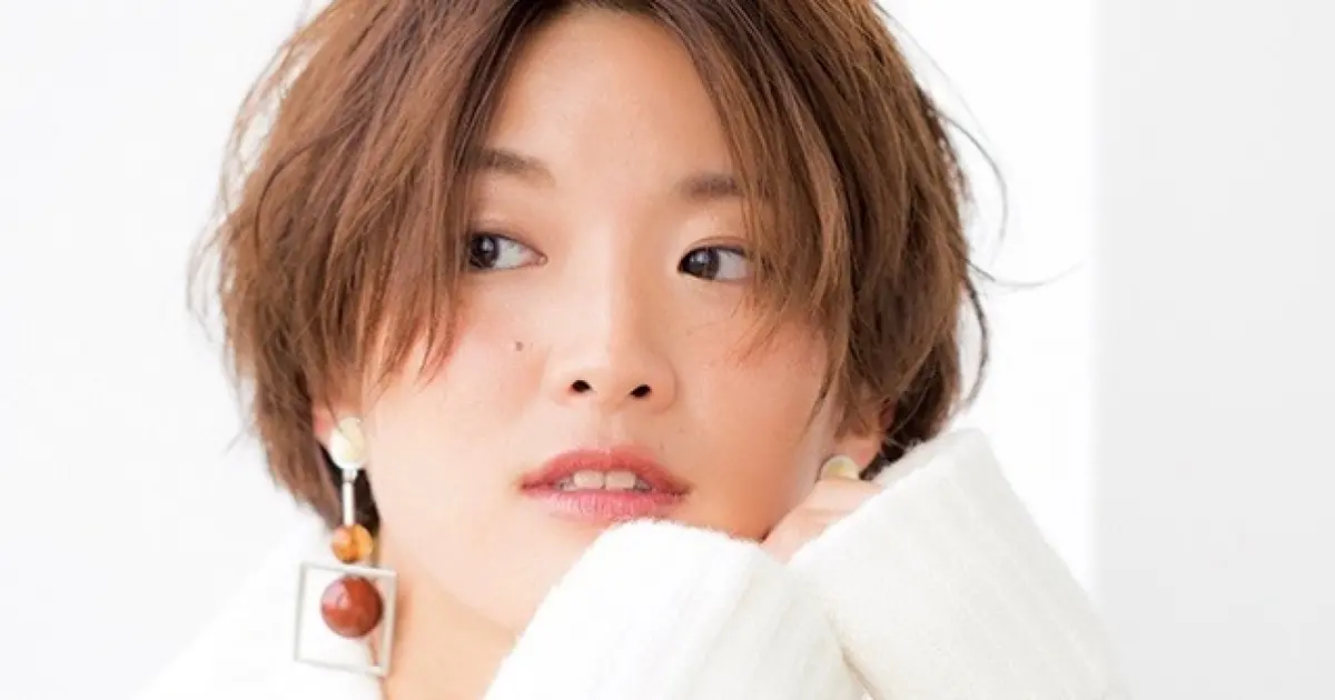 エアリー質感のおしゃれショート Baila