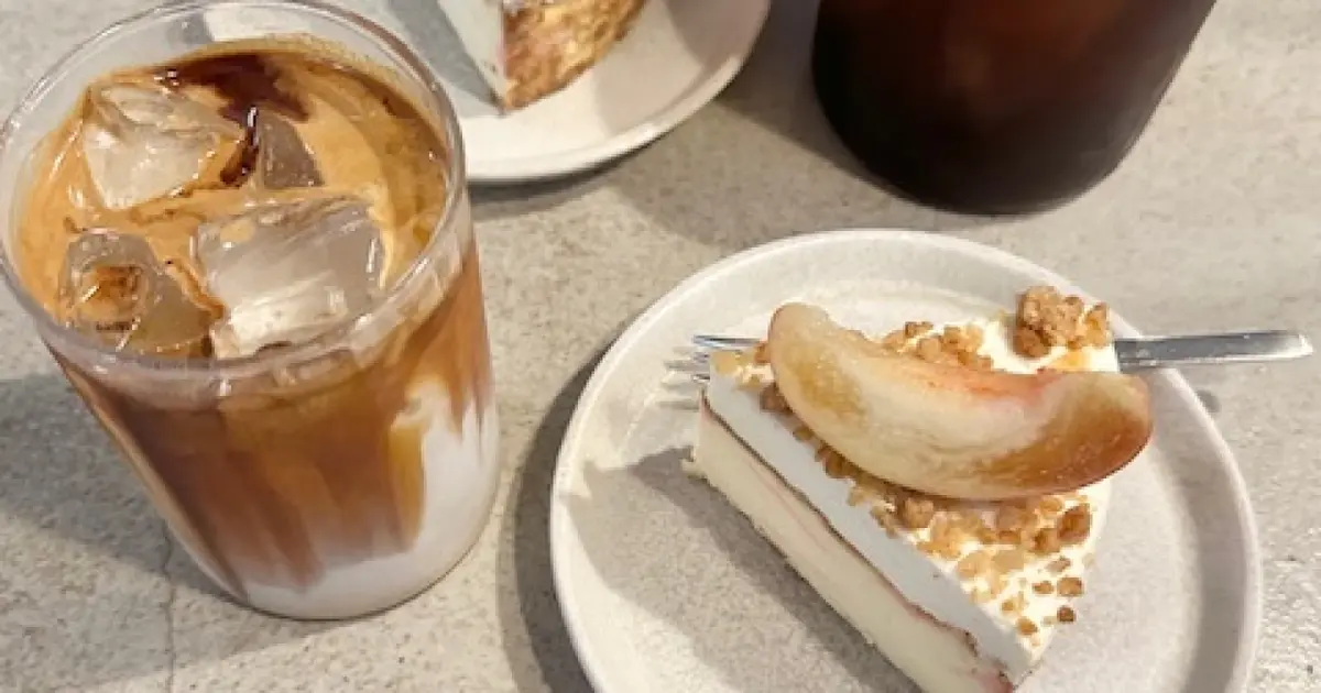 【大阪】かわいいずっしりチーズケーキのカフェ