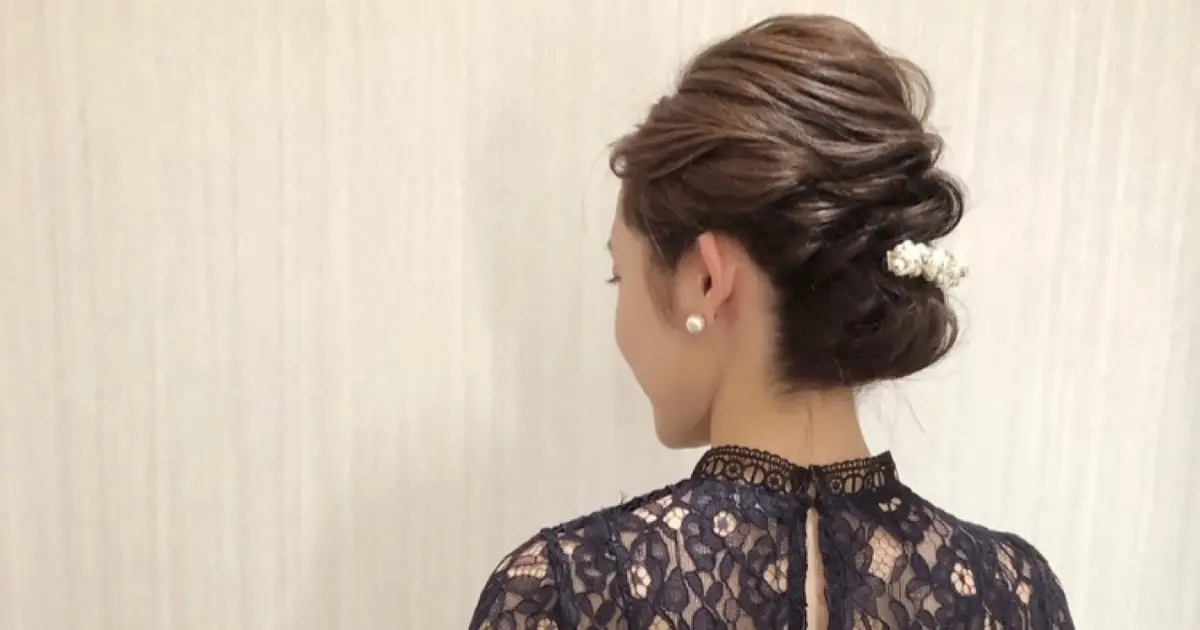 お呼ばれにぴったり 色っぽいzaraコーデとヘアセット Baila