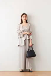 PLST　HARUNOBUMURATA　プラステ　ハルノブムラタ　コラボ　話題　注目　初　5月　23日　発売 トリアセサテンシャツジャケット トリアセサテンノースリーブブラウス トリアセサテンフルレングスイージーパンツ