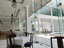 マレーシア　クアラルンプール　イスラム美術館　カフェ　内観