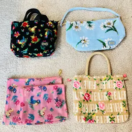 フェイラーバッグ、ポーチ　４タイプ