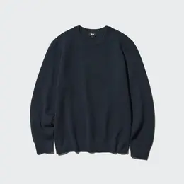 ユニクロ「ウォッシャブルミラノリブクルーネックセーター」のネイビーのブツ写真