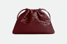 ボッテガ・ヴェネタ　ダストバッグ　ボルドー