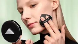 プラダ メッシュ クッション