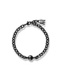 パッショノワール ブレスレット￥286000（黒蝶真珠・銀製〈ブラックロジウム仕上げ〉）