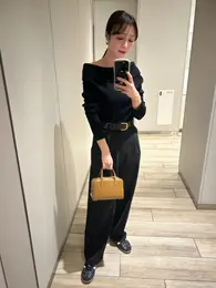 SHOES：adidas × ADAM ET ROPE’ 　TOPS：BASEMENT online　BOTTOMS：UNIQLO　BELT：Mila Owen　BAG：TOUT Y EST