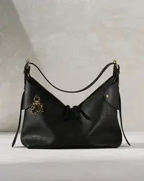 ディオール ヴォヤージュ バッグ