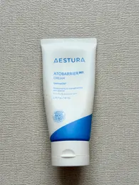 AESTURA アトバリアクリーム 自撮り写真｜乾燥・敏感肌のバリア強化 韓国コスメ Qoo10メガ割