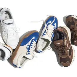 【大人の白スニーカー】通勤や街歩きにも（写真）_1_3