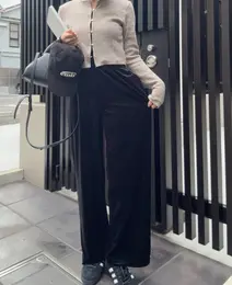 【ユニクロ】秋冬新作アウター、ニット、コラボ名品…どれを買う？（写真）_1_5