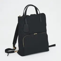 人気ブランドの通勤バッグにA4書類＆PCほか通勤アイテム全部入れてみた（写真）_1_6