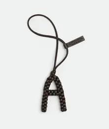 ボッテガ・ヴェネタのアルファベット チャーム「A」