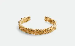 ボッテガ・ヴェネタ　イントレチャート シンカフ ブレスレット￥231000