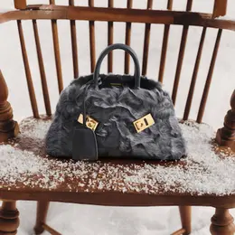 【フォトギャラリー】新作続々♪ 手に入れたいバッグをチェック！_1_6