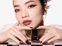 シャネル　ルージュ ノワール 限定メイクアップコレクション 小松菜奈　ヴェルニ