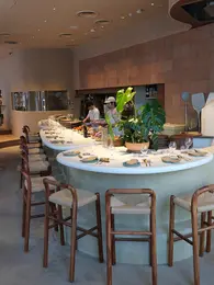 Pizza 4P’s 麻布台ヒルズ 店内の様子