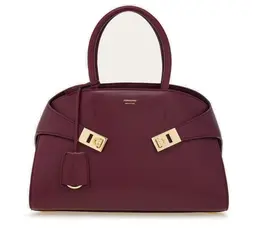 フェラガモ　「HUG」バッグ￥407000