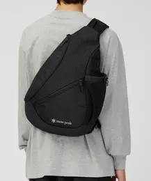 Grid Sling Bag￥22000