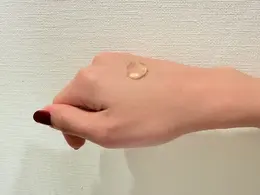 LAGOMジェルトゥウォータークレンザーのジェル質感