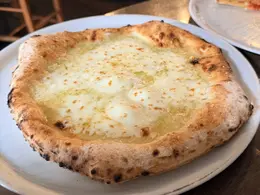 中目黒にある「聖林館」のビアンカ。