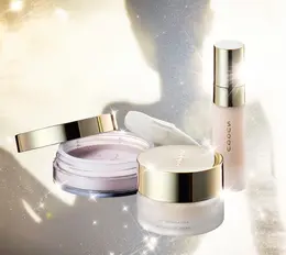 SUQQU 2025 ホリデーコレクション　クリスマスコフレ　限定コフレ　SUQQU ザ ファンデーション スターター キット ￥11000（2025年12月1日数量限定発売） セット内容：SUQQU ザ ファンデーション 105/110/115から1色選択 15g（ハーフサイズ）、SUQQU ザ プライマー 10g（ミニサイズ）、SUQQU ザ ルース パウダー 4g（ミニサイズ）