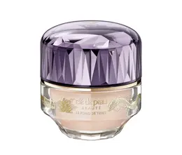 クレ・ド・ポー ボーテ　ホリデーコレクション　クリスマスコフレ 2025 クレ・ド・ポー ボーテ ル・フォンドゥタンｎ 全2種 各￥35200（2025年11月21日数量限定発売）