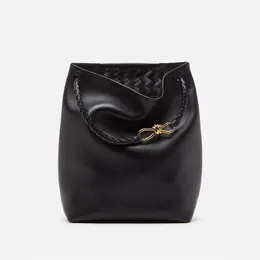 ボッテガ ヴェネタ　アンディアーモ バケット