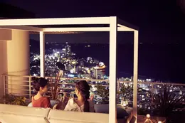 ソラノビーチ Book&Cafe　滞在イメージ