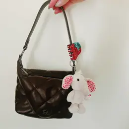 【人気のバッグチャーム】ハイブランドほか旬のチャームをまとめてチェック（写真）_1_22