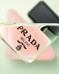 プラダ ビューティ　パラドックス ヘアミスト