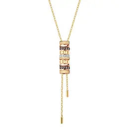 キャトル クラシック 2モチーフ タイネックレス ￥1254000（予定価格）（イエローゴールド、ピンクゴールド、ホワイトゴールド、ダイヤモンド、ブラウンPVD）