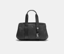 クロスボディ エクストラスモール / ブラック ¥36,300