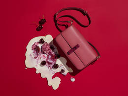 「フルラ イリデ」 アマレーナチェリー￥49500（H13×W24×D6cm）